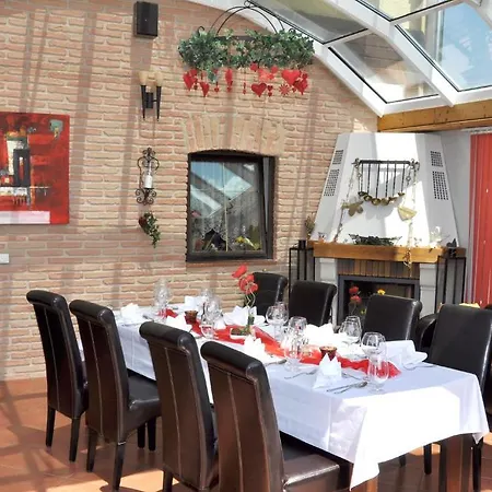 Radgasthof Schutz - Restaurant Camping Wellness Maison d'hôtes Ferlach