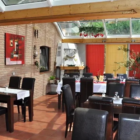 Radgasthof Schutz - Restaurant Camping Wellness * Ferlach