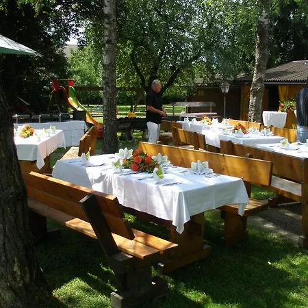 Radgasthof Schutz - Restaurant Camping Wellness
